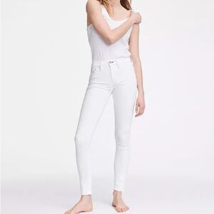 Rag & Bone white Slim Boyfriend Jeans Size 28